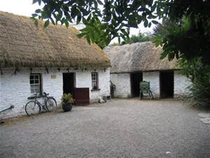 Bunratty Castle and Folk Park - YourDaysOut