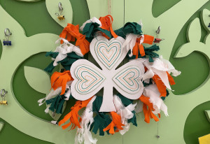 Things to do in County Dublin Dublin, Ireland - Kids Green Crafts – Create-Your-Own Shamrock Wreath - YourDaysOut